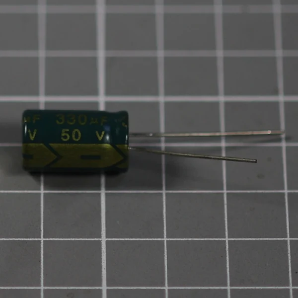 Конденсатор 50v/330uF