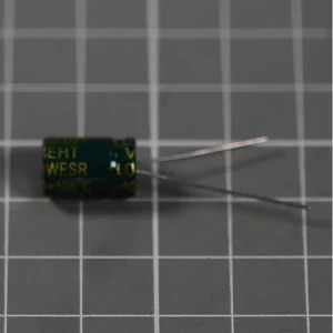 Конденсатор 25v/470uF