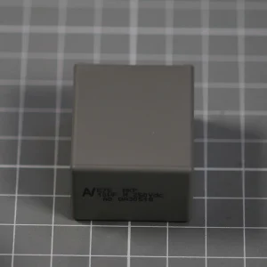 Конденсатор 250v/10uF (R75)