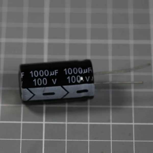 Конденсатор 100v/1000uF