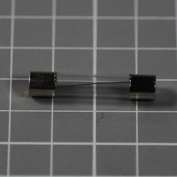 Предохранитель 6x30mm, 8A 250V