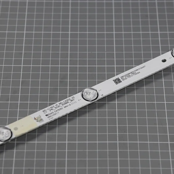 Подсветка 32" 6V / 7 led / 3 pin (комплект 2 шт) 570mm CC02320D570V12 для Yuno ULM-32TC114