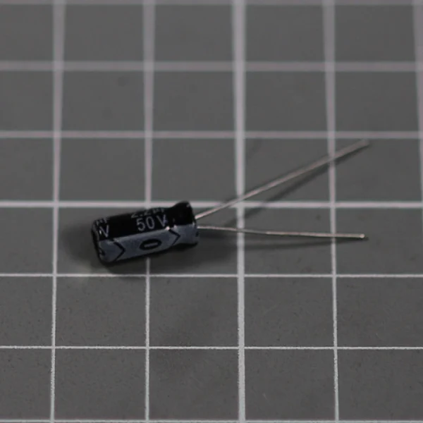 Конденсатор 50v/2.2uF