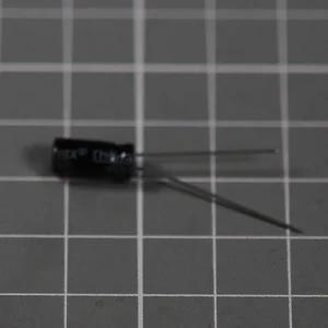 Конденсатор 100v/1uF