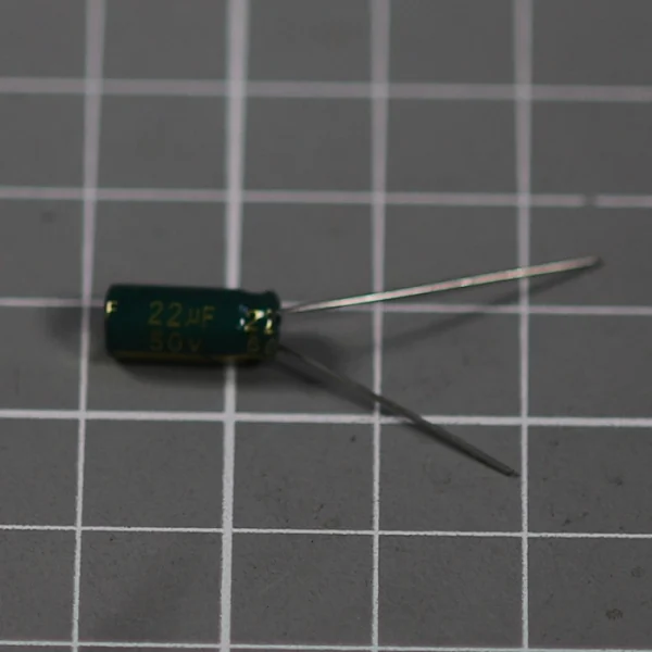 Конденсатор 50v/22uF