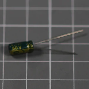 Конденсатор 50v/4.7uF